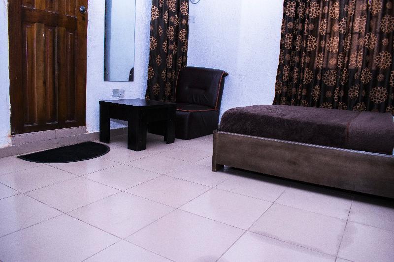Day By Day Hotel Лагос Экстерьер фото